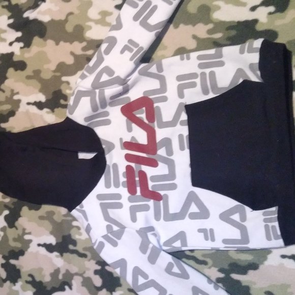 Fila Sweater - Picture 2 of 3